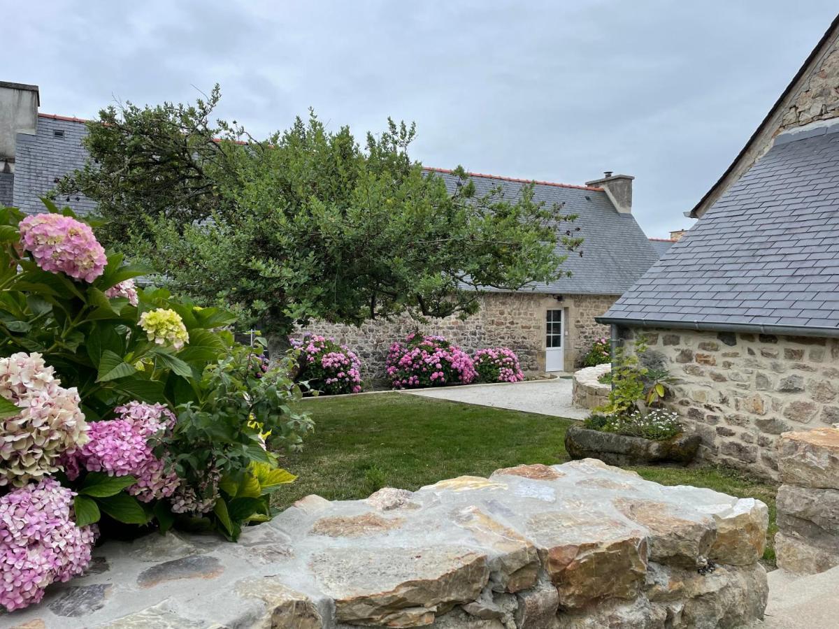 Les Cottages Du Manoir, Jacuzzi -كروزون المظهر الخارجي الصورة