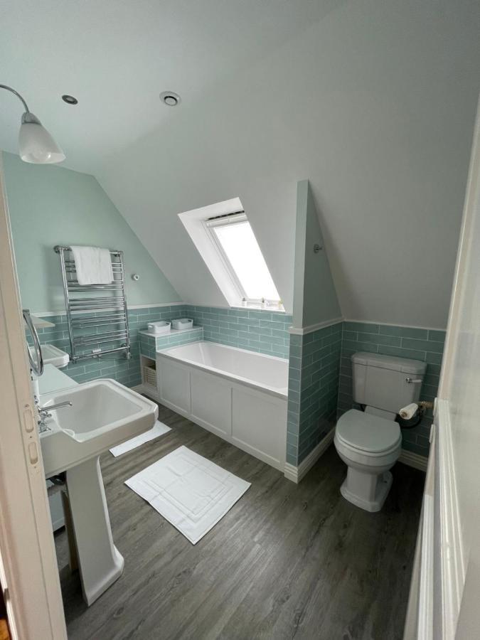 Les Cottages Du Manoir, Jacuzzi -كروزون المظهر الخارجي الصورة